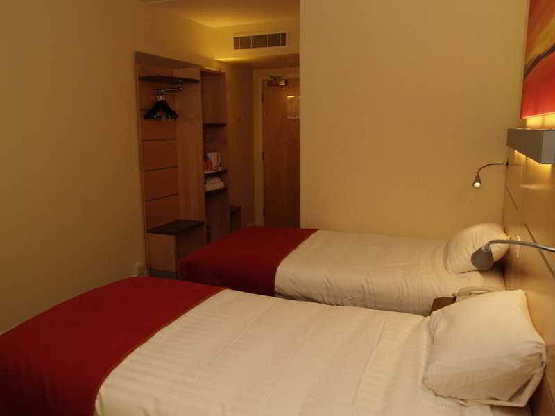 Holiday Inn Express London - Newbury Park, An Ihg Hotel Cameră foto
